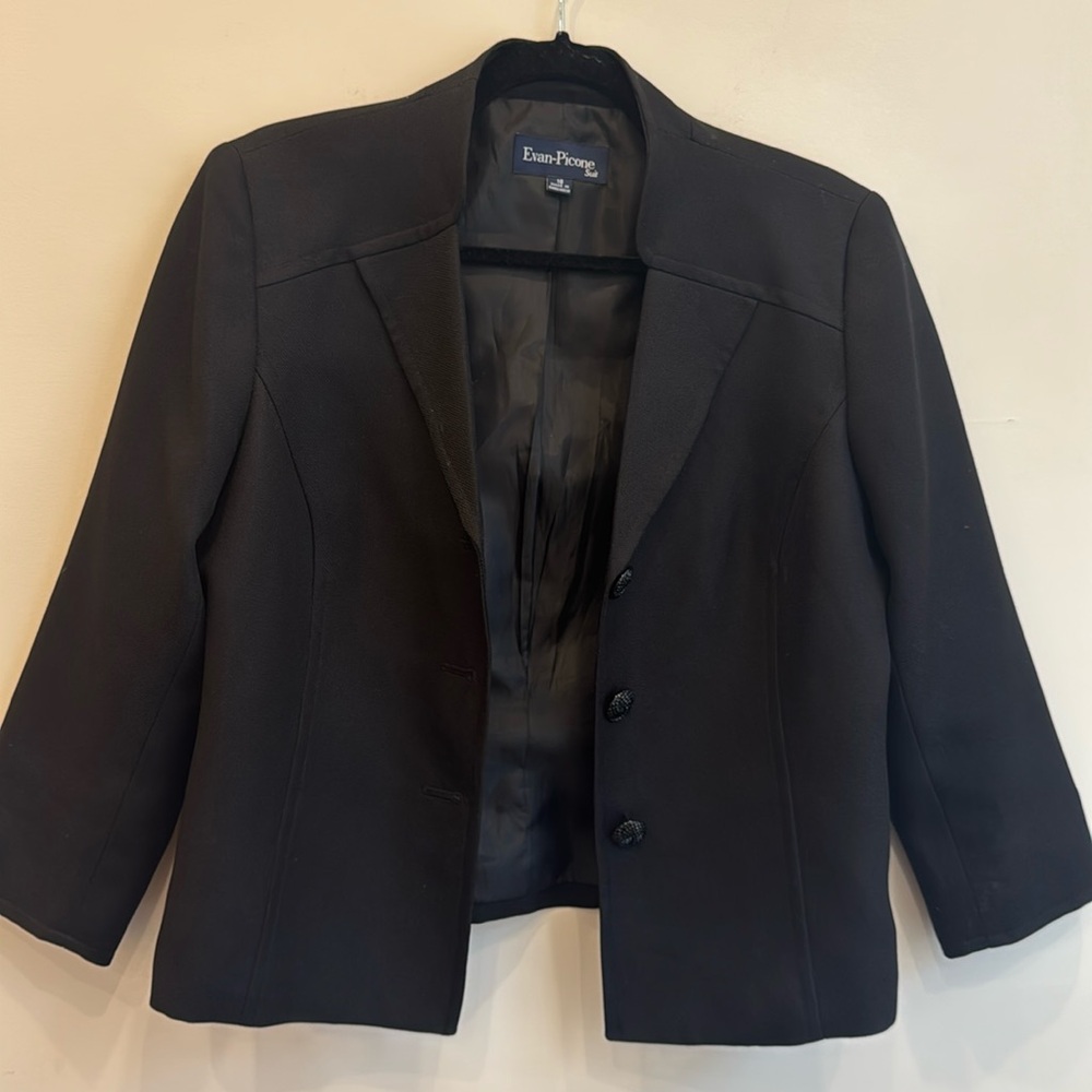VINTAGE BLACK BLAZER